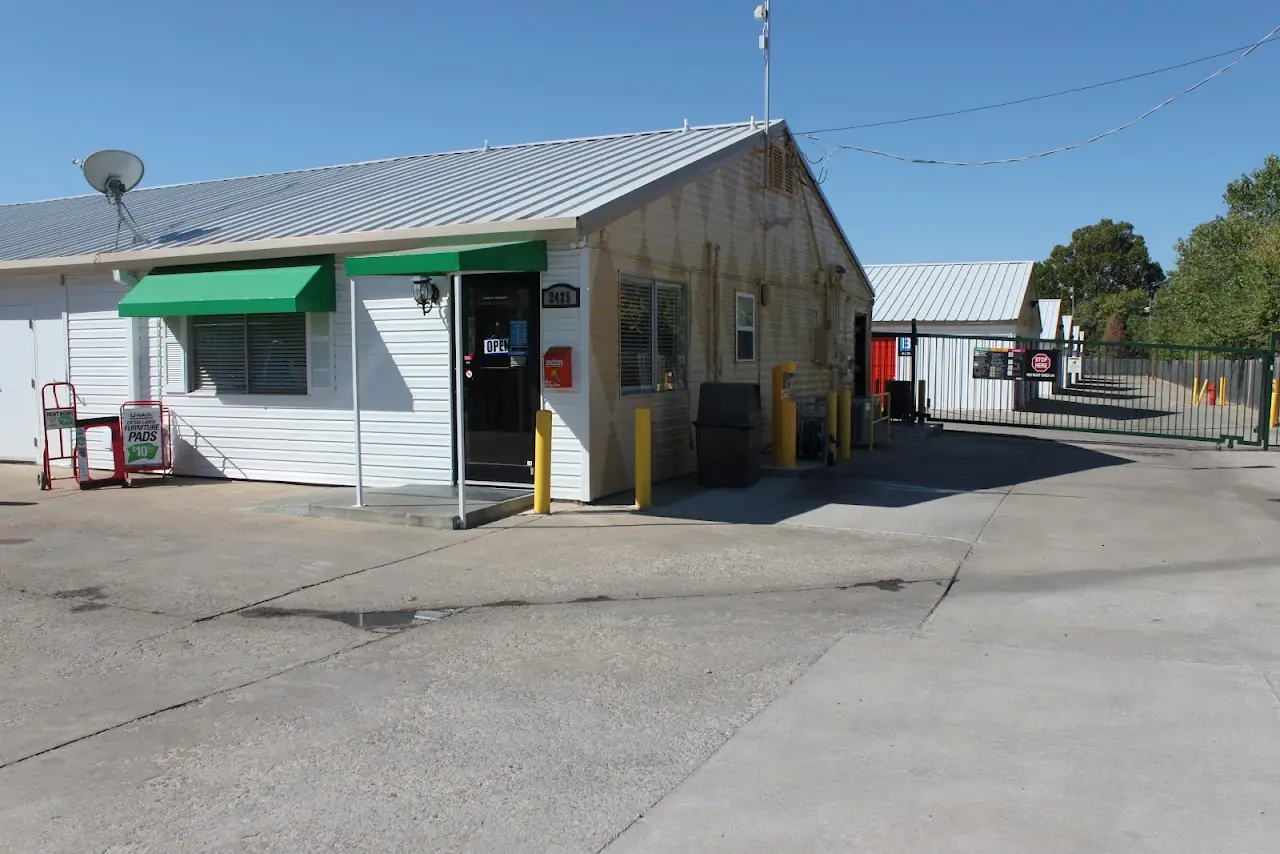 Self-Storage at U-Haul, RV storage in Oklahoma City