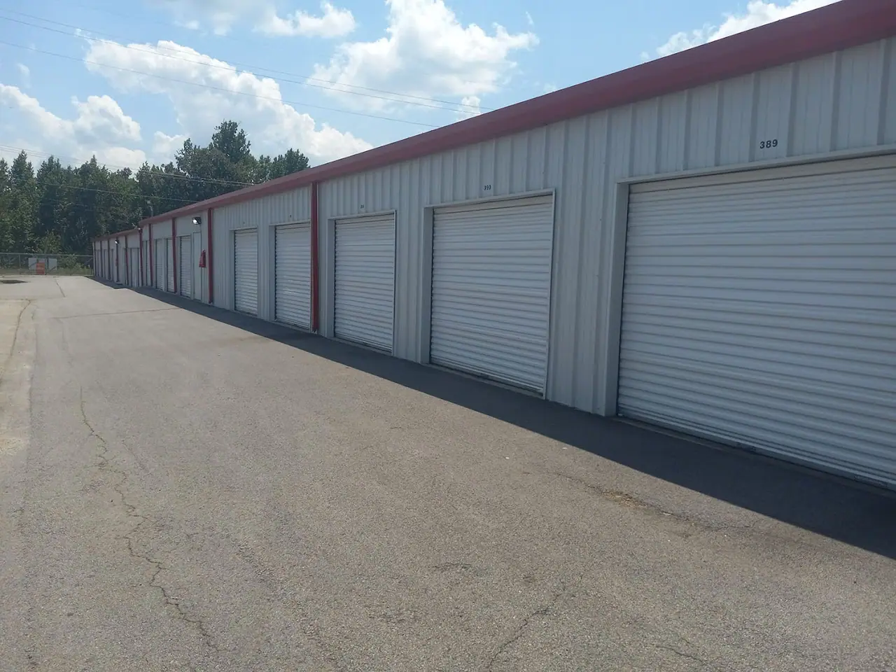 Mini Mall Storage - Clarksville, RV storage in Clarksville