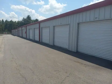 Mini Mall Storage - Clarksville photo 2