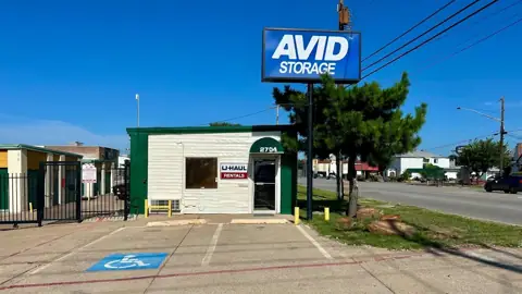 Avid Storage in Arlington, TX