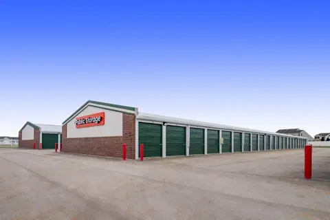 Public Storage photo 2