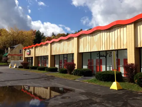 U-Haul Moving & Storage of Tilton in Tilton, NH