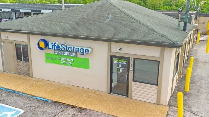 Extra Space Storage, RV storage in Brentwood