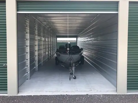 EZMOVE SELF-STORAGE OF UNION + BOAT AND RV STORAGE in Union, MO