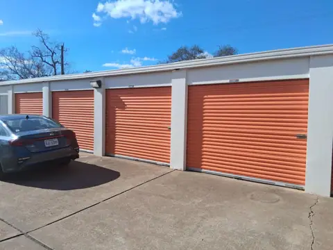 Public Storage photo 2
