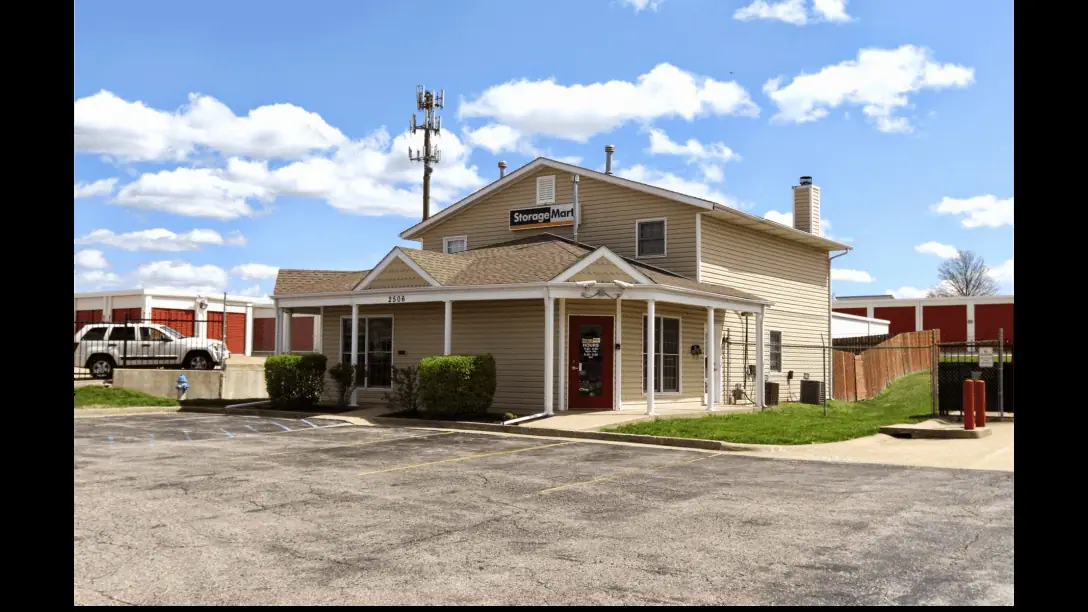 StorageMart, RV storage in Columbia