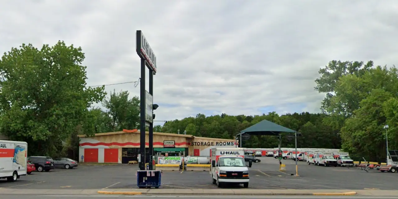 Self-Storage at U-Haul, RV storage in Springfield