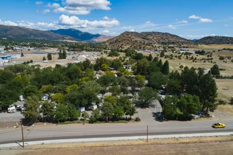 Waiiaka RV Park Exit 773 in Yreka, CA