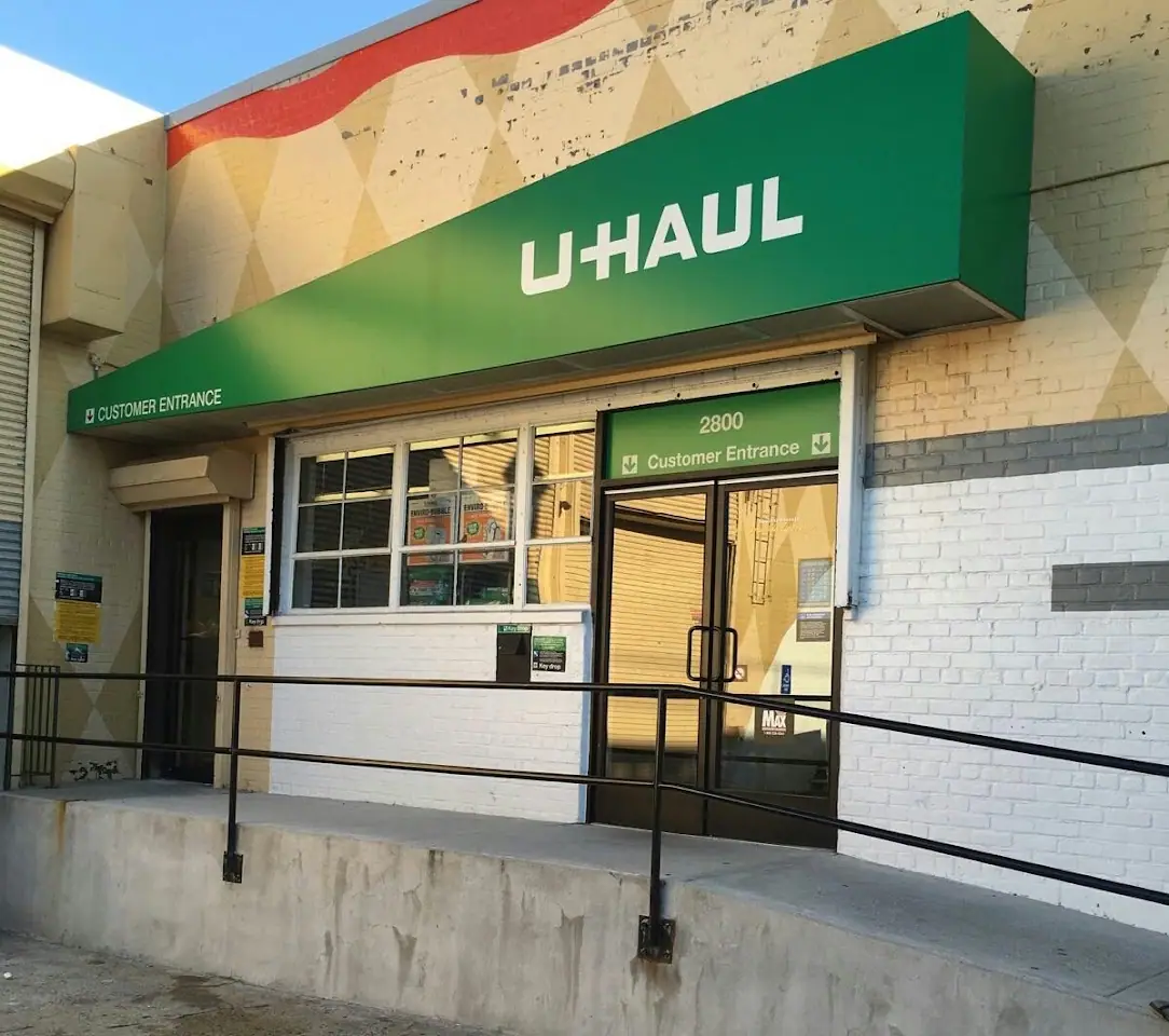 Self-Storage at U-Haul, RV storage in Bronx