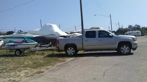Hudson Bend Boat & Campers Storage photo 3