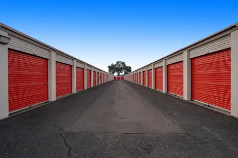 Public Storage photo 3