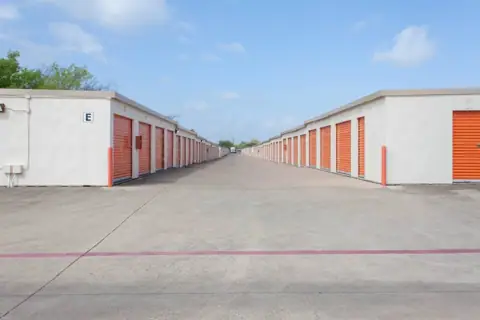 Public Storage photo 3