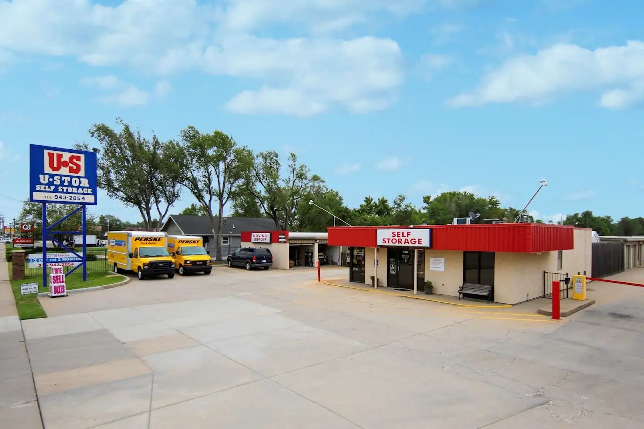 U-Stor West Central, RV storage in Wichita