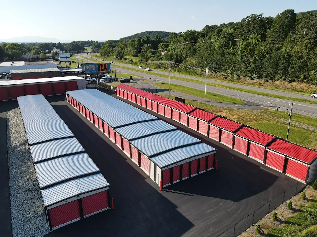 Cardinal State Storage | Lenoir 321, RV storage in Lenoir