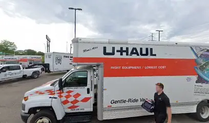 Self-Storage at U-Haul, RV storage in Plymouth