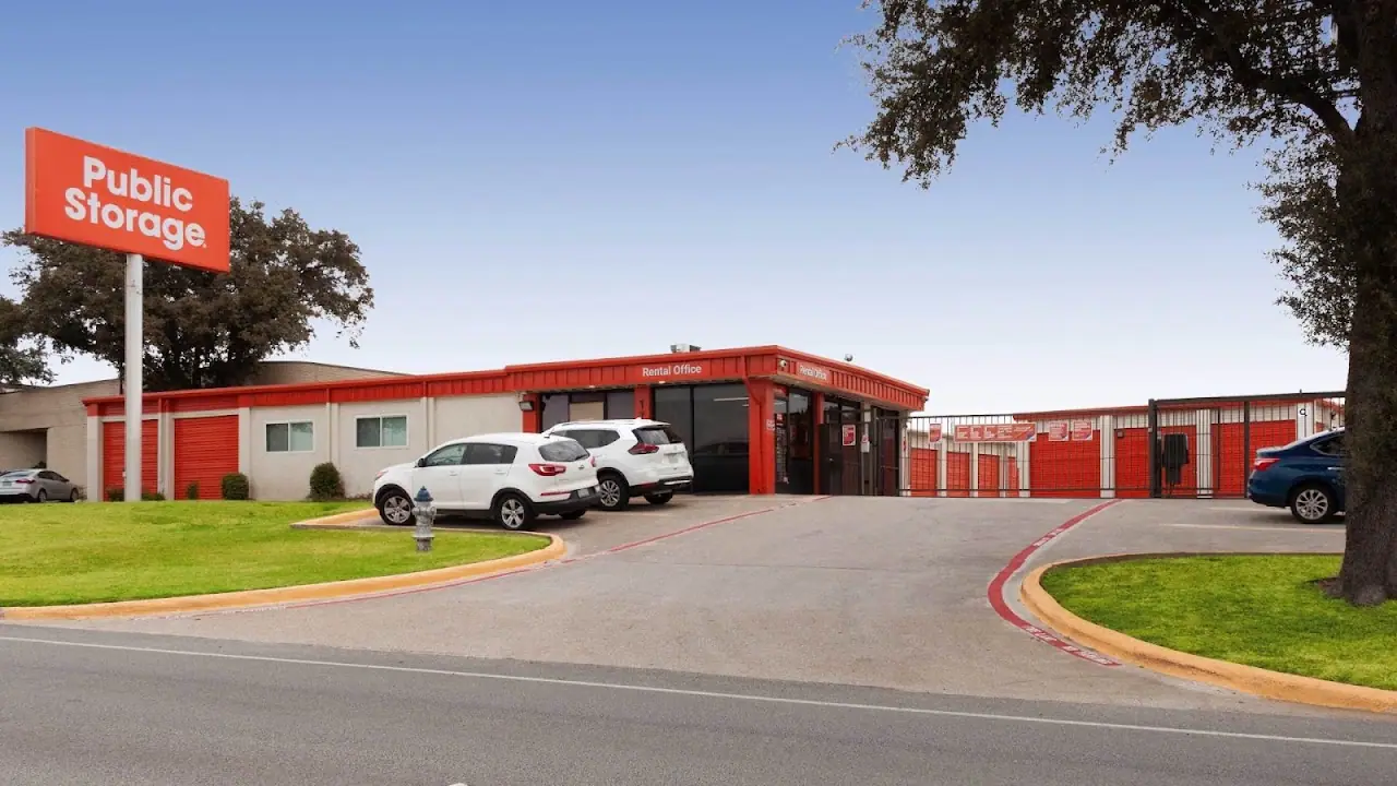 Public Storage, RV storage in Carrollton