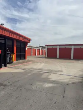 Public Storage photo 2