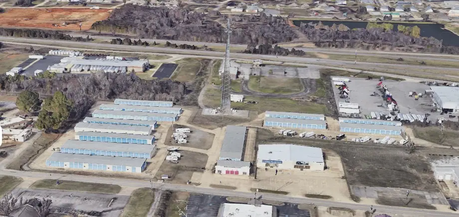 Storage Lion, RV storage in Van Buren