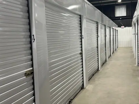 Bluecutt Storage in Columbus, MS