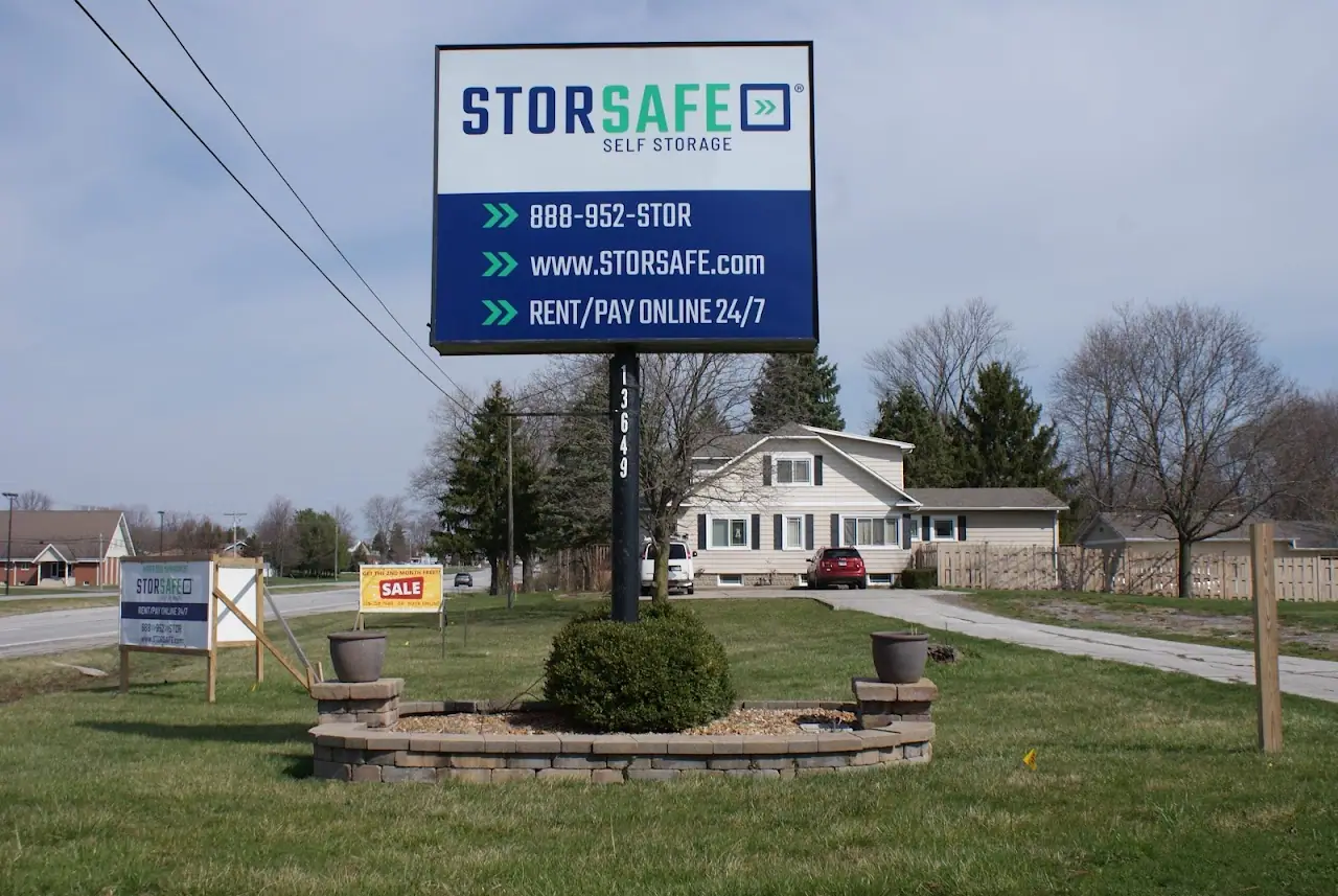StorSafe Of Cedar Lake, RV storage in Cedar Lake
