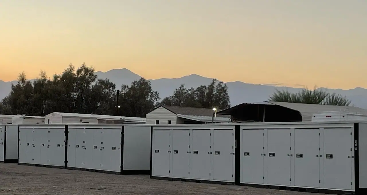 Desert Valley Estates Storage, RV storage in Desert Hot Springs