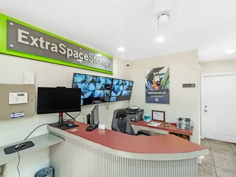 Extra Space Storage photo 2