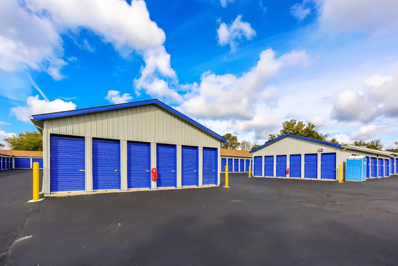 Prestige Storage - Leonard, RV storage in Leonard