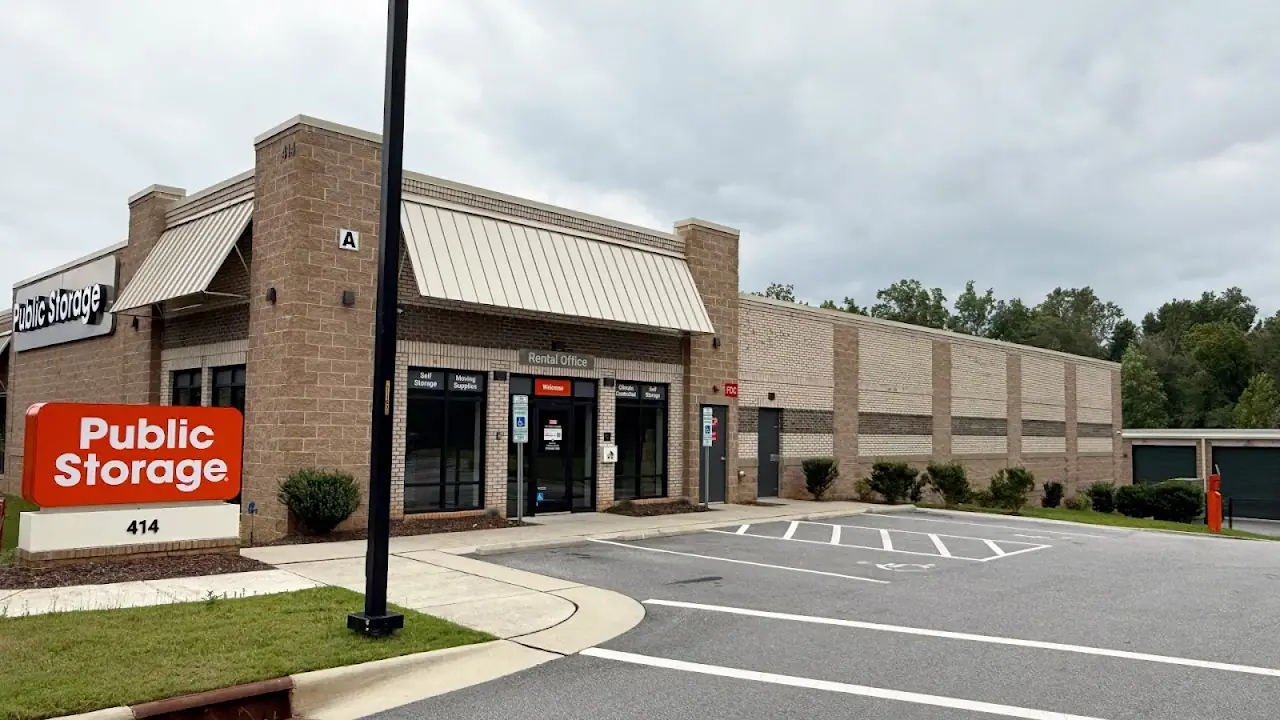 Public Storage, RV storage in Fuquay-Varina