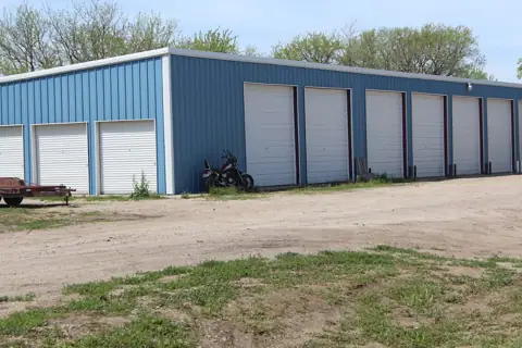 West Place in Cawker City, KS