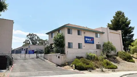 StaxUP Storage in Alpine, CA