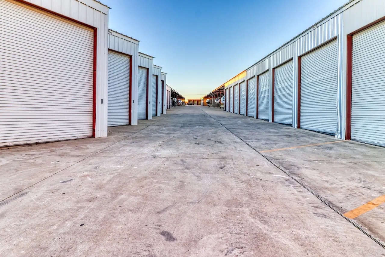 RecNation RV & Boat Storage, RV storage in Aledo
