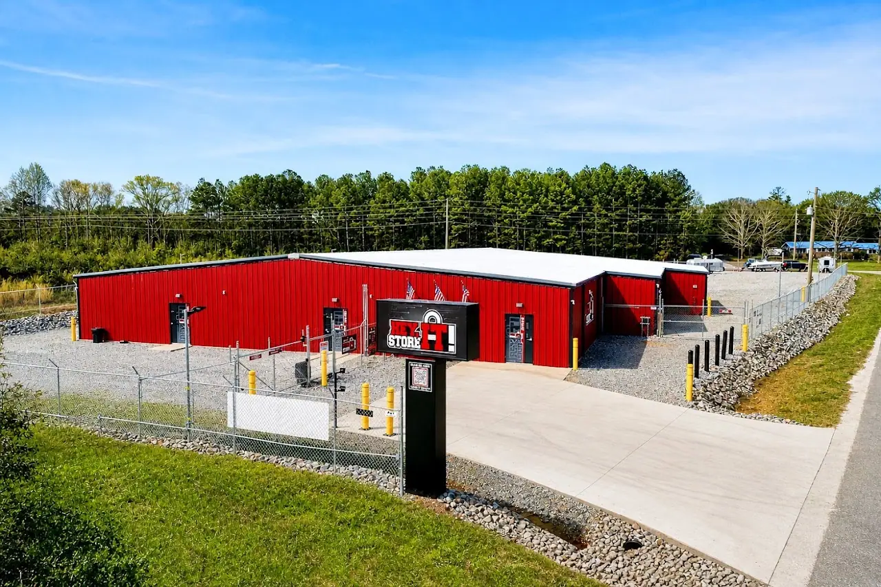 Hey, Store IT!, RV storage in Hartwell