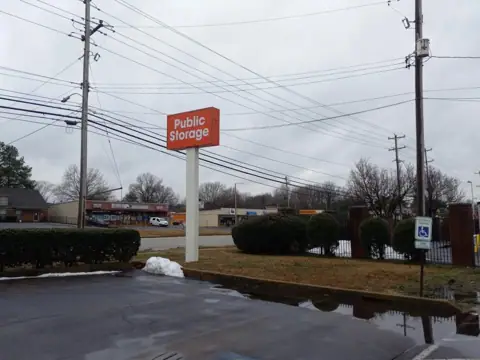 Public Storage photo 3