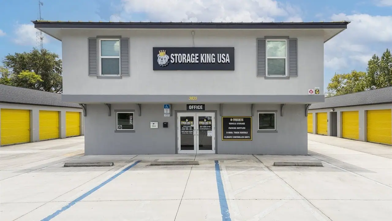 Storage King USA, RV storage in Cocoa