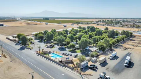 Bakersfield RV Park in Bakersfield, CA