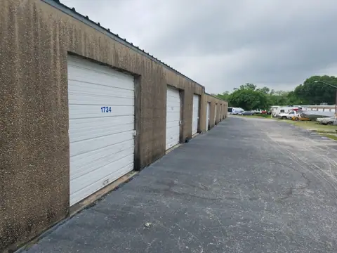 Burnet Road Self Storage photo 2