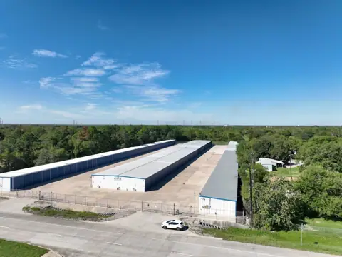 Premium Boat & RV Storage in Arcola, TX