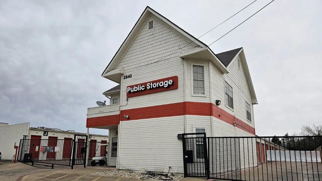 Public Storage, RV storage in Dallas