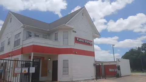 Public Storage photo 2