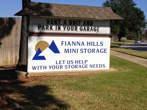 Fianna Hills Mini Storage in Fort Smith, AR