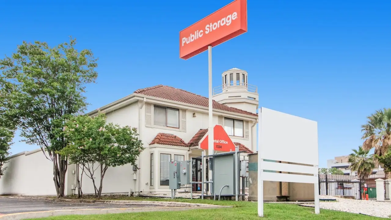 Public Storage, RV storage in San Antonio