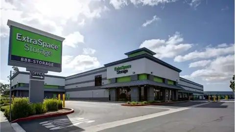 Extra Space Storage in Long Beach, CA