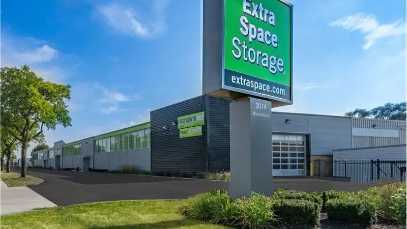 Extra Space Storage, RV storage in Des Plaines