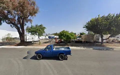 Midway RV and Boat Parking photo 2