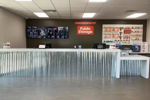 Public Storage photo 3
