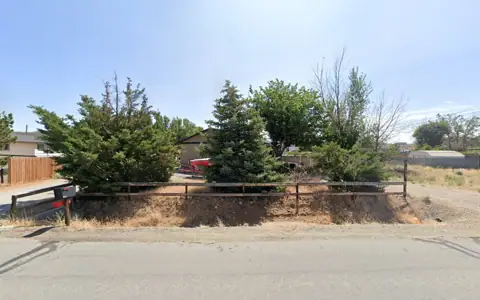 Neighbor Monthly Parking photo 2