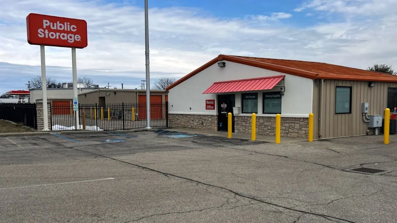 Public Storage, RV storage in Beavercreek Township