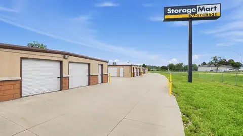 StorageMart photo 2