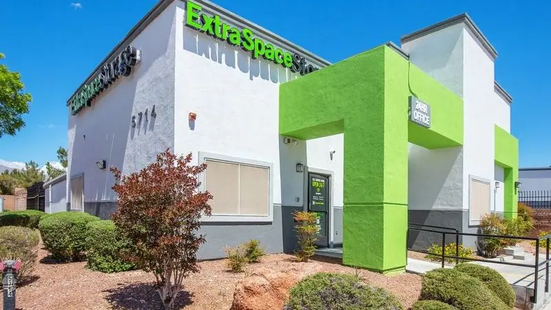 Extra Space Storage, RV storage in North Las Vegas