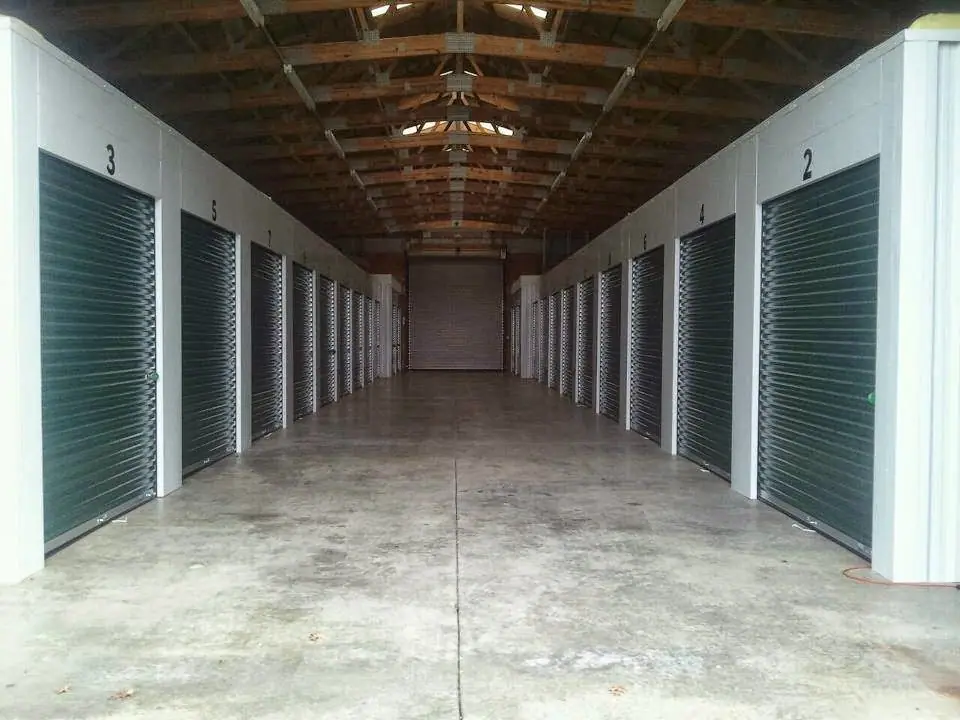 Drive Thru Mini Storage, RV storage in Woodlawn